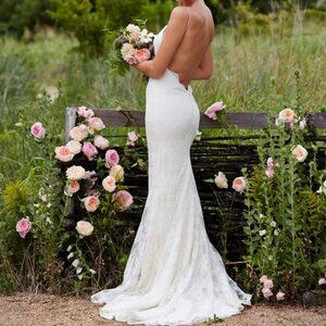 WILLOWBY Love Marley Inez Ivory Backless Lace Fit & Flare Wedding Dress Size 0